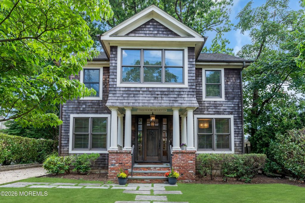 95 E River Road, Rumson