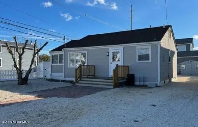 112 Kerr Avenue, Lavallette