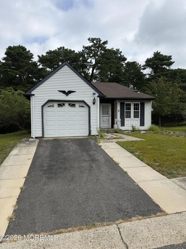 35 Milford Avenue 52, Whiting