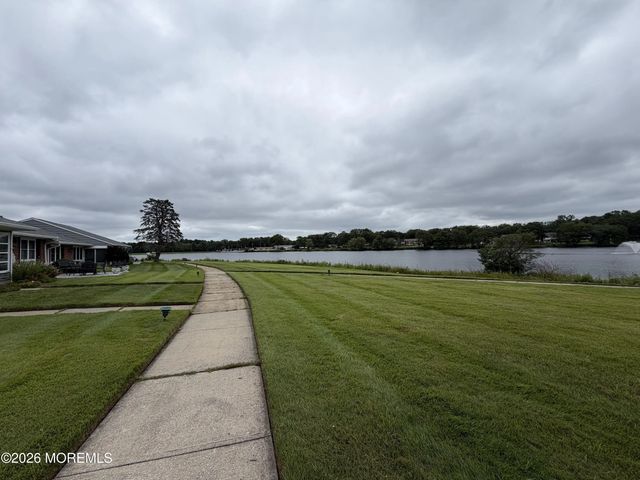 676a New Castle Court A, Lakewood