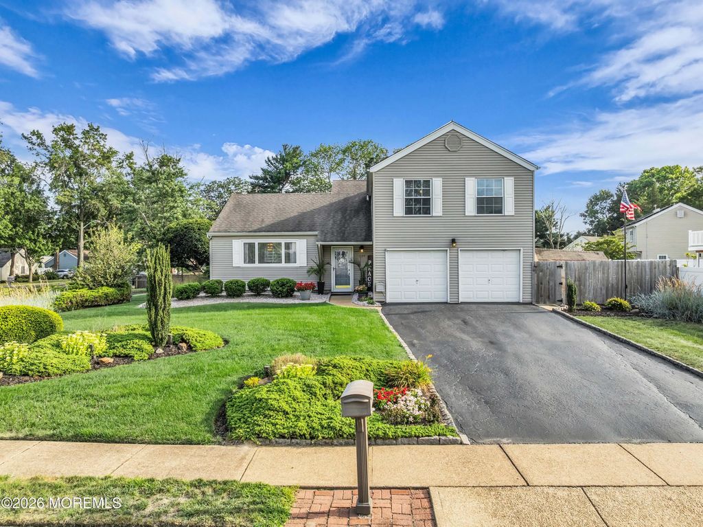 1109 Eaglehurst Road, Toms River