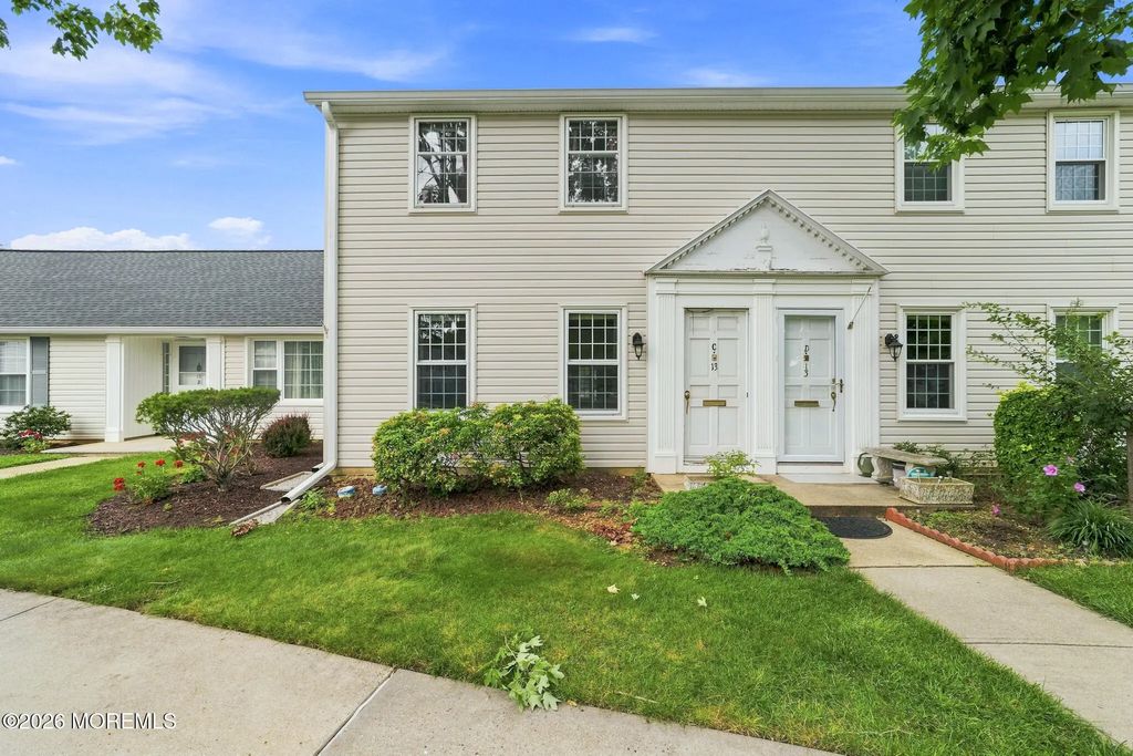 13 Sussex Way 13c, Monroe