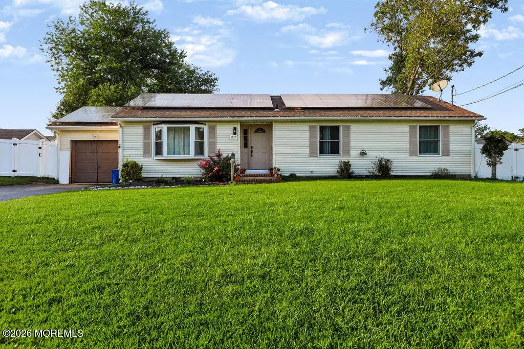 1717 1st Avenue, Toms River