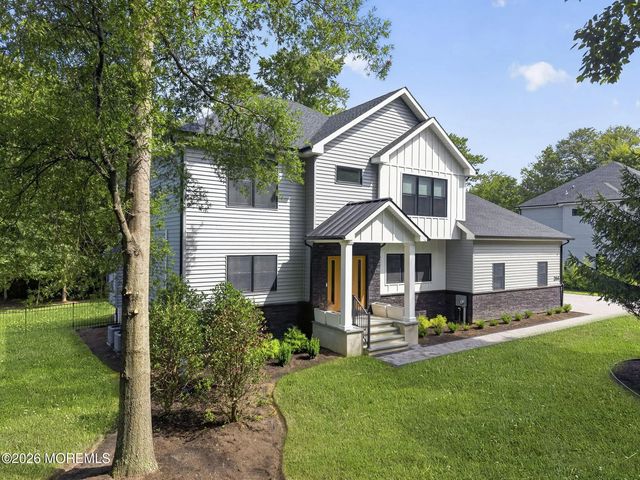 284 Middle Road, Holmdel
