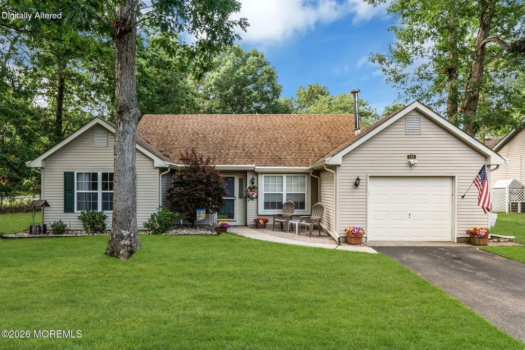 174 Morning Glory Lane, Whiting