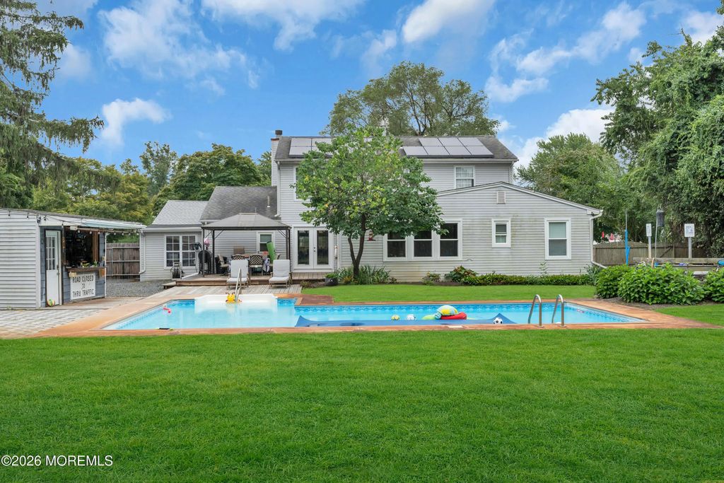 382 Marc Drive, Toms River