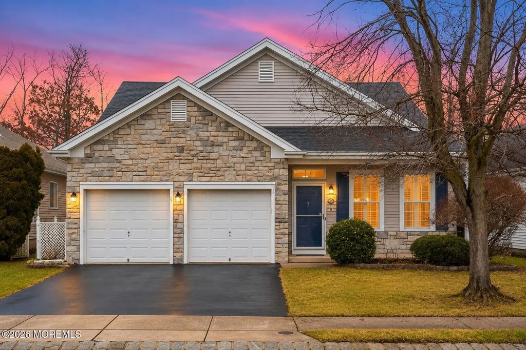 9 Robin Lane, Barnegat