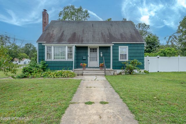 500 Pine Street, Lakehurst