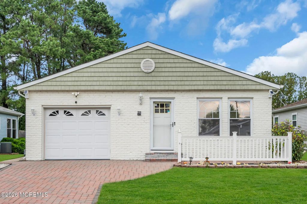 20 Camrose Street, Toms River