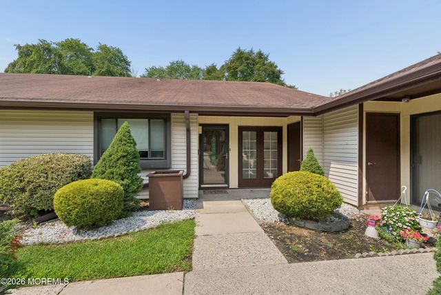 48 Wild Turkey Way B, Manalapan