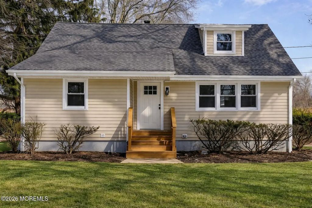 80 Freehold Road, Manalapan