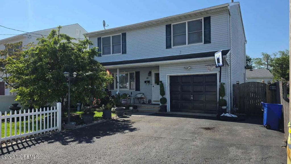40 Wood Street, Keansburg