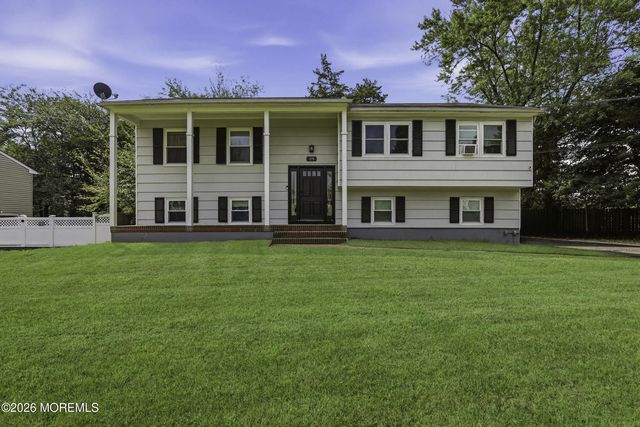 179 Nottoway Lane, Toms River