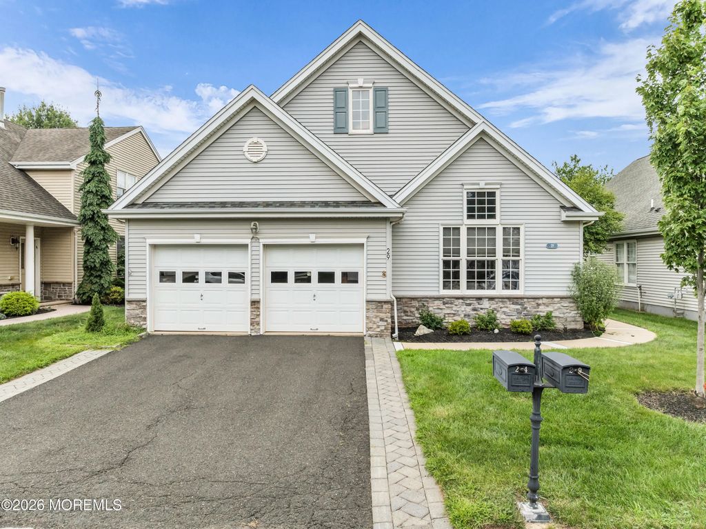 29 Constitution Way, Franklin Twp