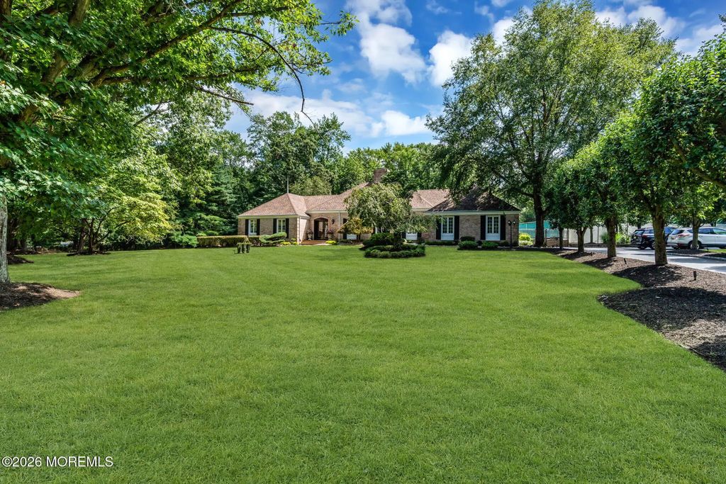 9 Wellington Court, Colts Neck