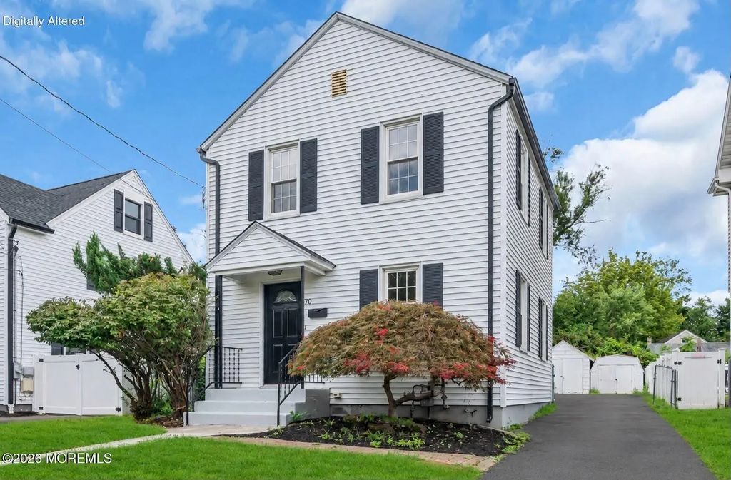70 W George Street, Freehold