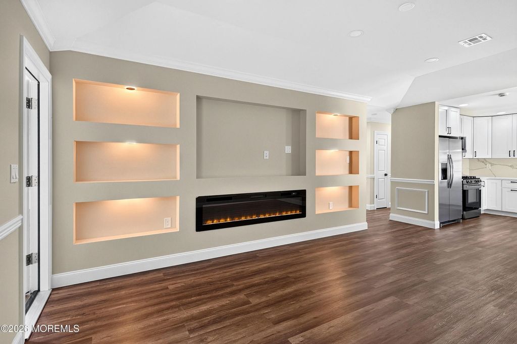 1575 Goldspire Road, Toms River