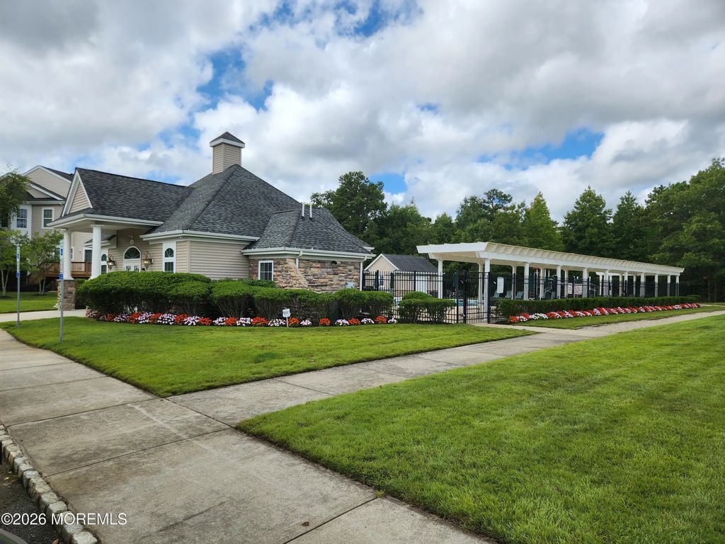 7 Bryce Lane 1504, Manahawkin