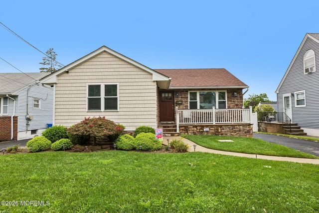 114 Hobart Avenue, Rutherford
