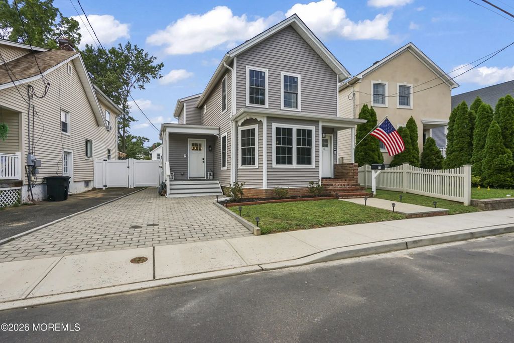 11 E 3rd Street, Keyport