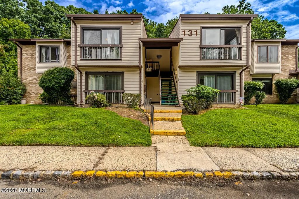 131 Amberly Drive C, Manalapan