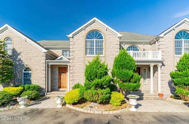 3 Topaz Court, Marlboro
