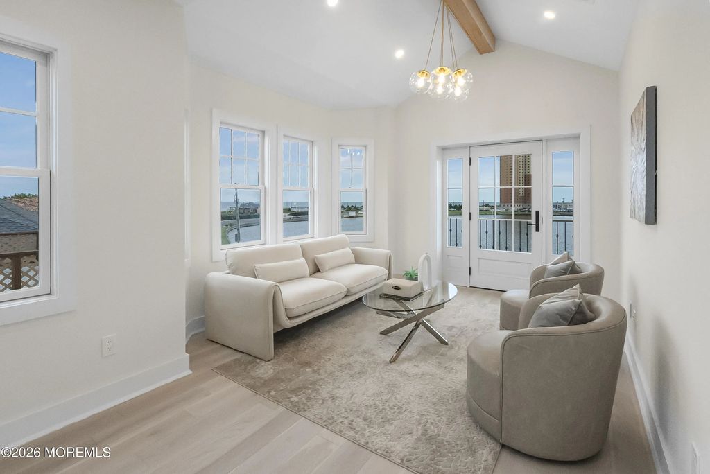 205 Edgemont Drive 3, Loch Arbour Village