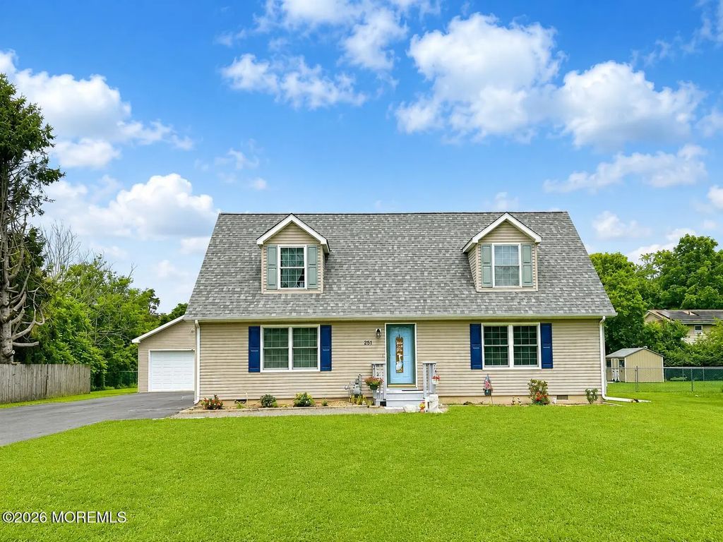 251 West Street, West Creek