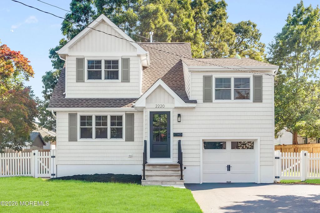 2220 Mahoney Drive, Point Pleasant
