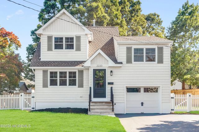 2220 Mahoney Drive, Point Pleasant