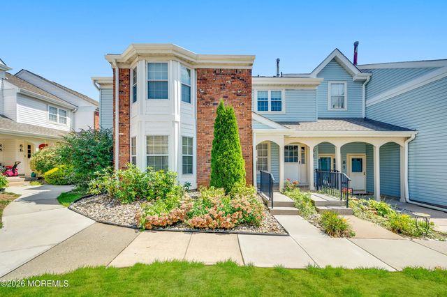 83 Tulip Lane, Freehold