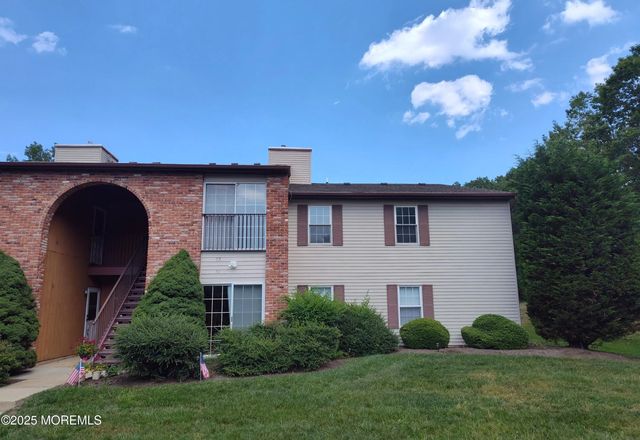 55 Frontier Way, Tinton Falls