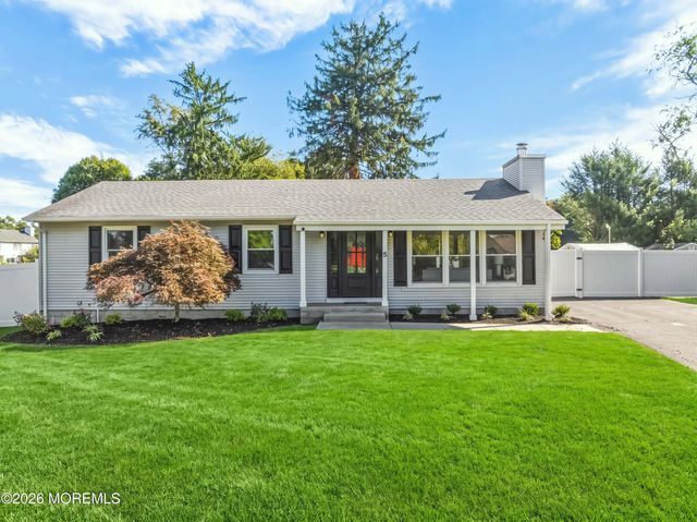 5 Wilbur Drive, Allentown