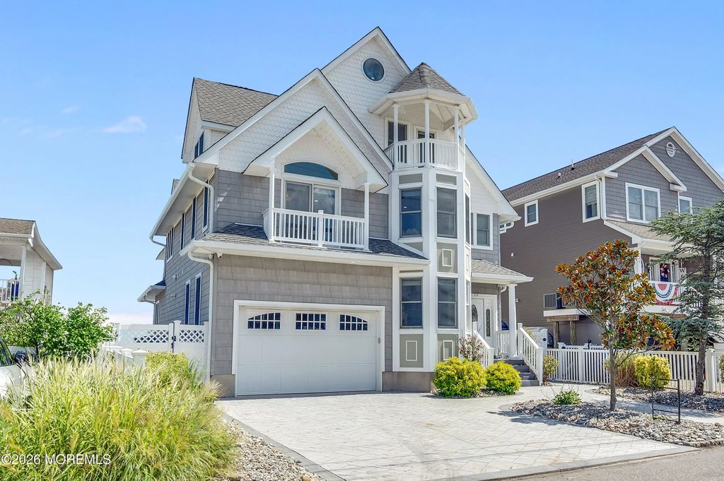 553 Long Point Drive, Toms River