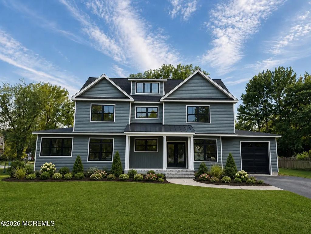 19 Pease Road, Manalapan