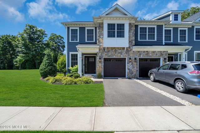 5 Samantha Way, Eatontown