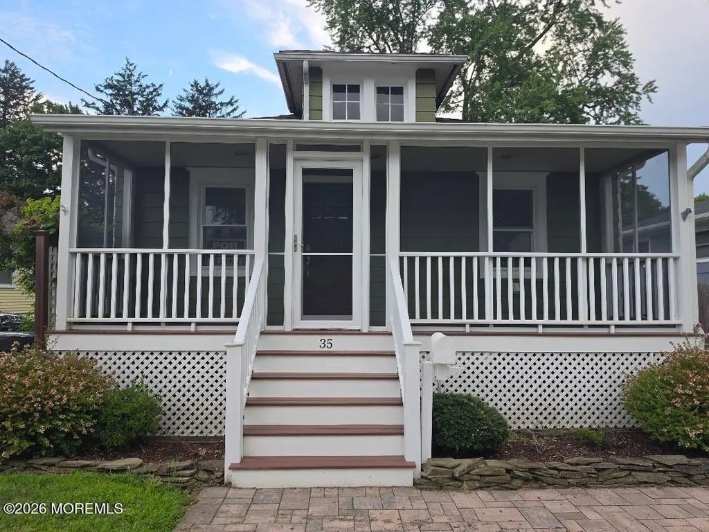 35 Academy Street, Farmingdale