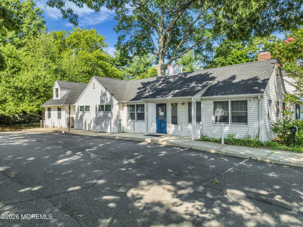 140 Tindall Road, Middletown
