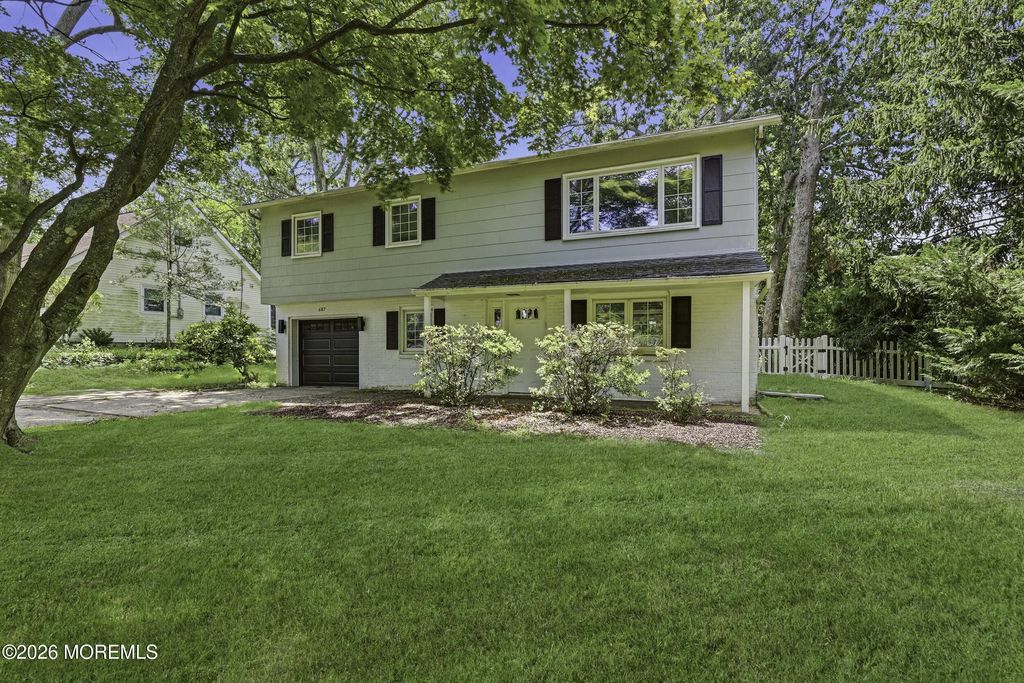 687 Northstream Drive, Toms River
