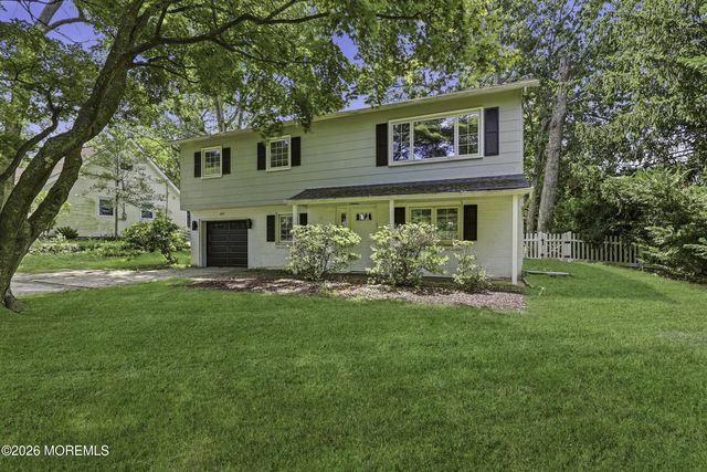 687 Northstream Drive, Toms River