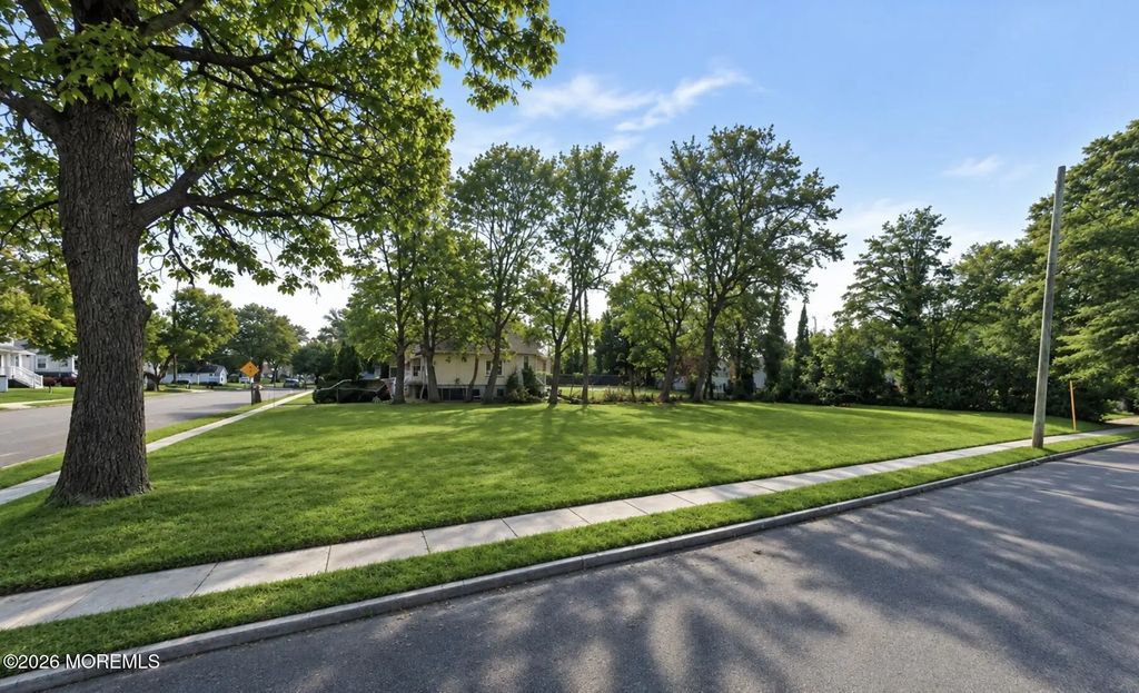 172 Chelton Avenue, Long Branch