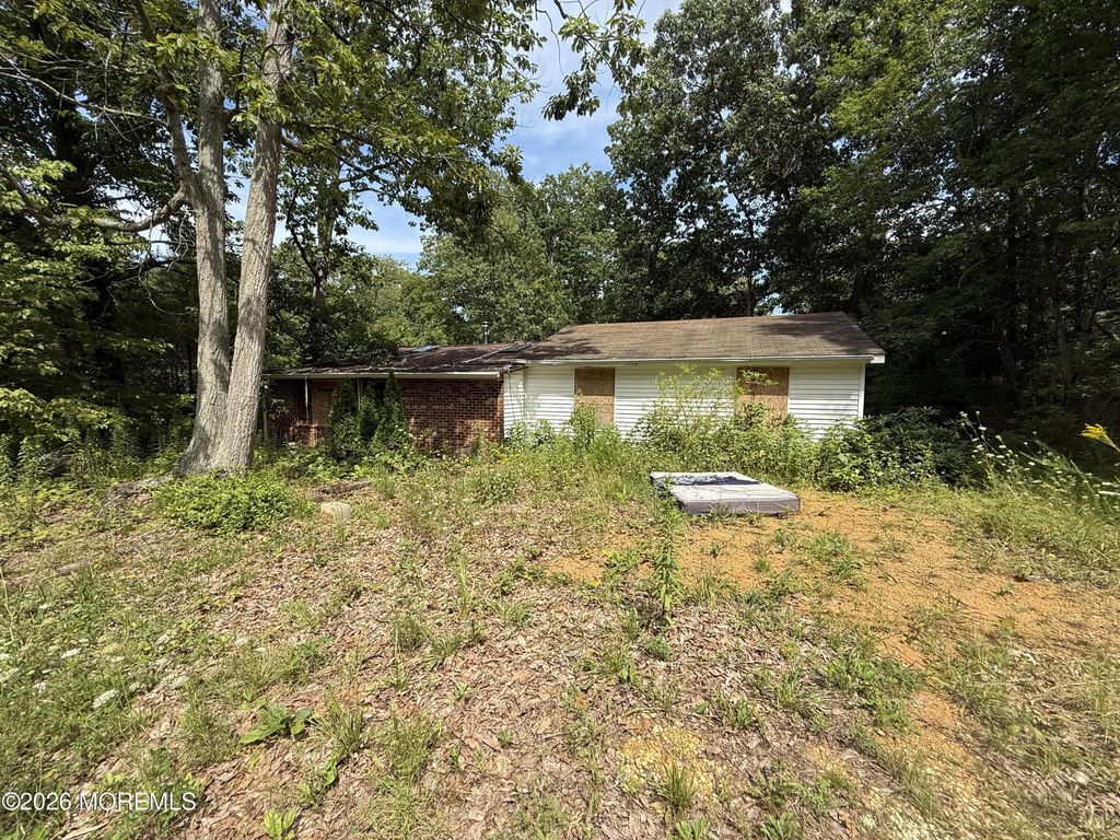 404 Poplar Road, Millville