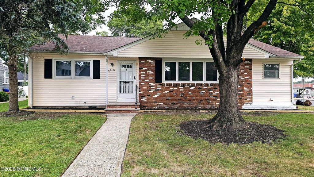 2421 Moore Avenue, Point Pleasant