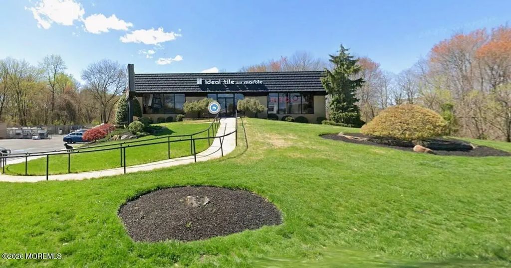 1316 Route 73, Mount Laurel