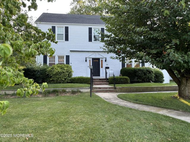 55 Pinewood Avenue, West Long Branch