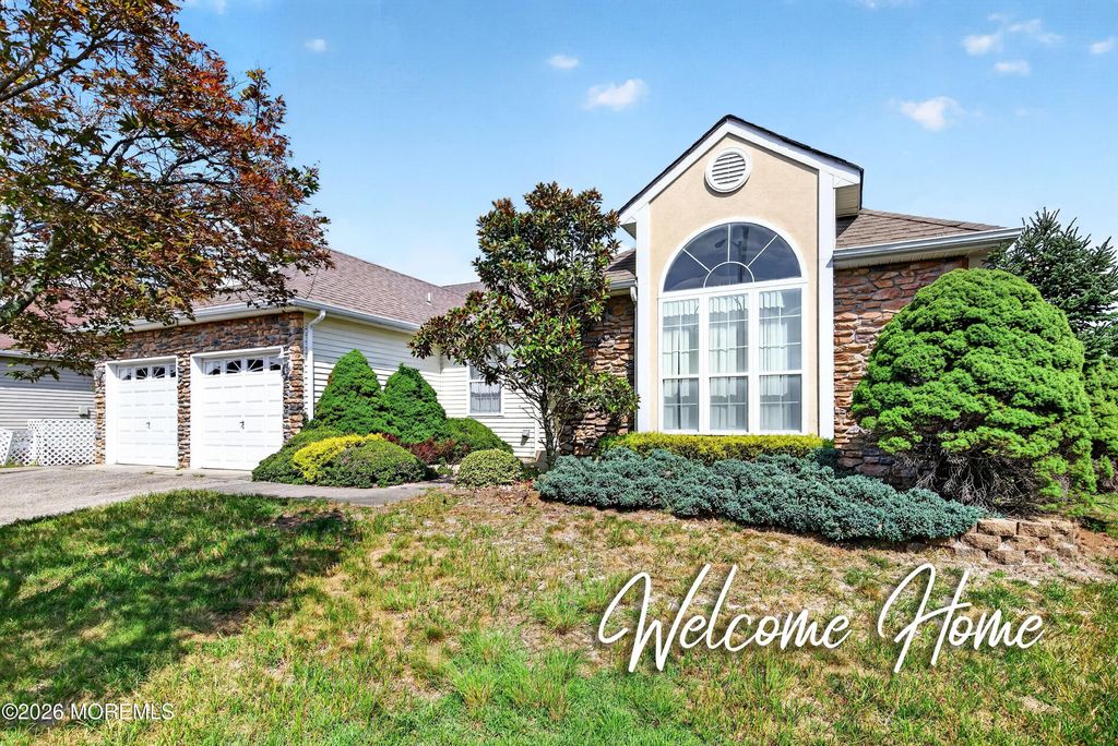 5 Cordoba Court, Toms River
