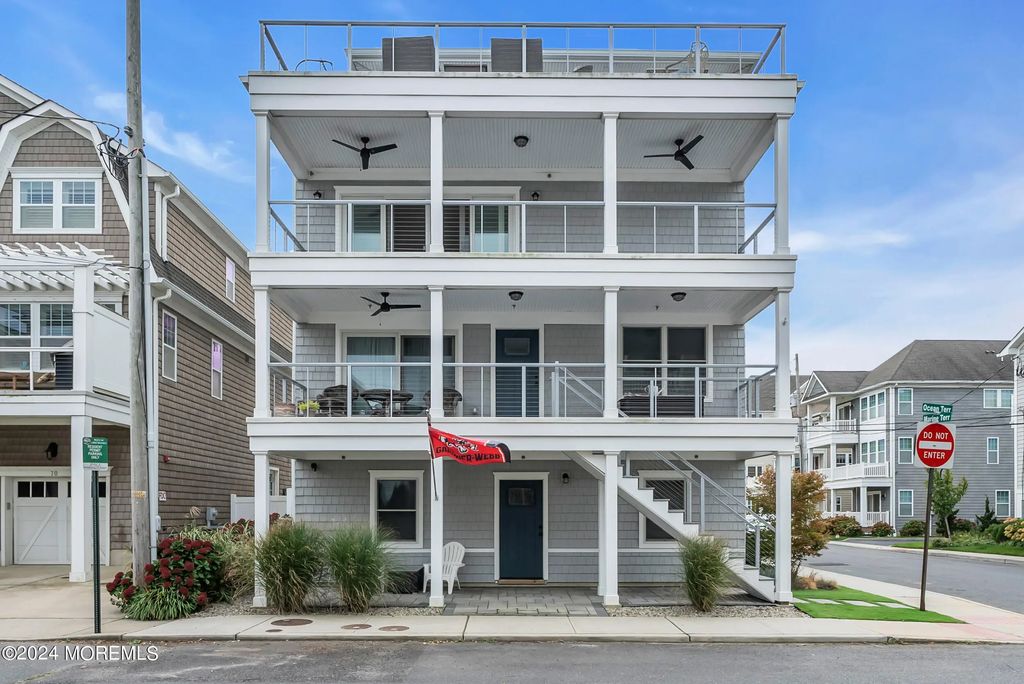 74 Ocean Terrace 1st Floor, Long Branch