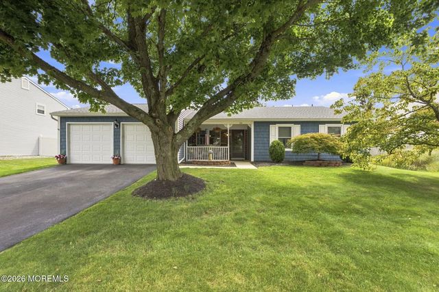 48 Markwood Drive, Howell
