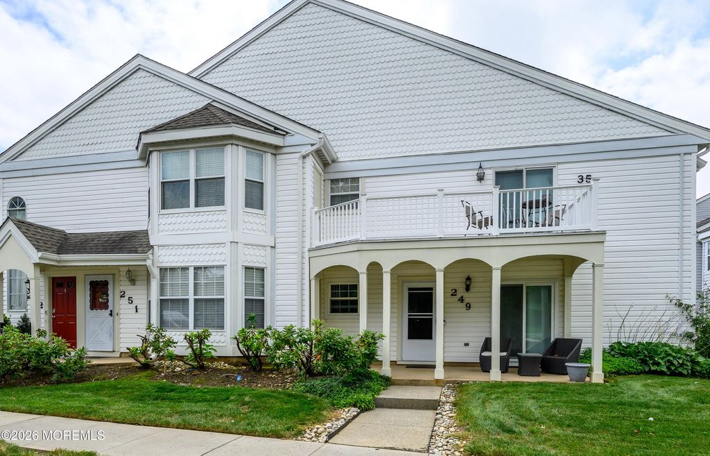 249 Tulip Lane, Freehold