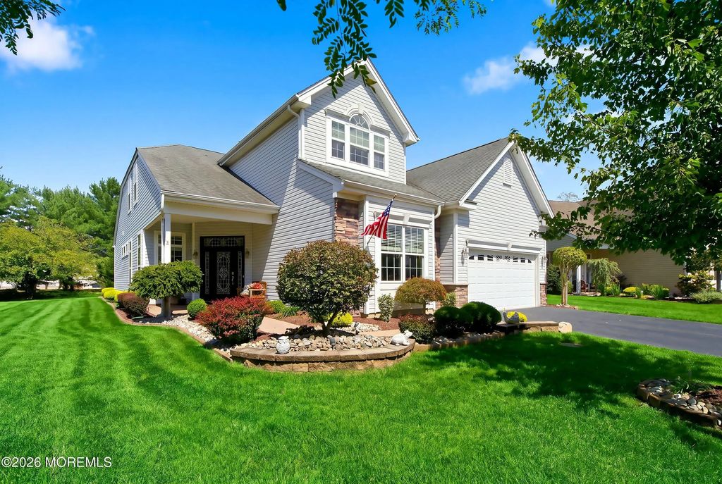 101 Timber Hill Drive, Monroe